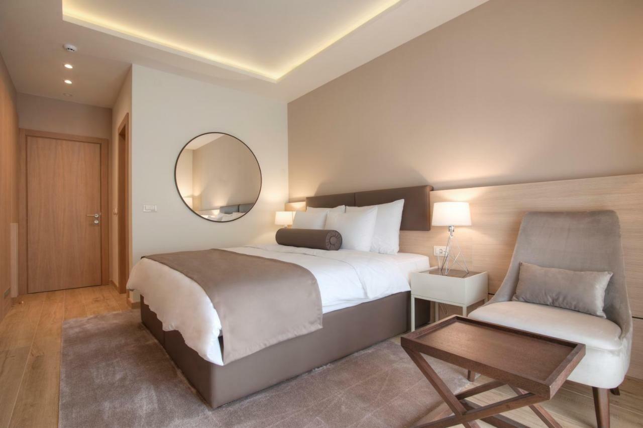 Hotel Vela Budva Exterior photo