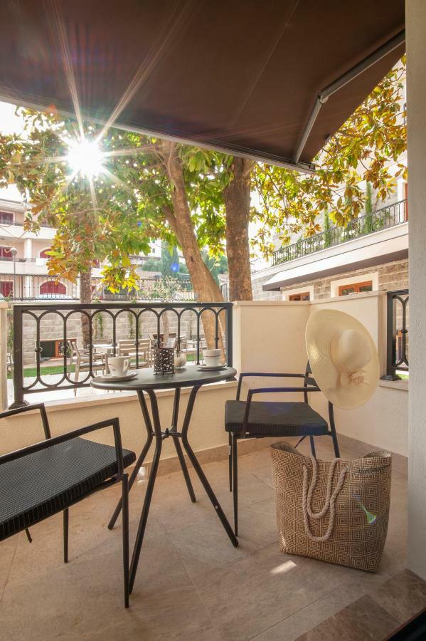Hotel Vela Budva Exterior photo